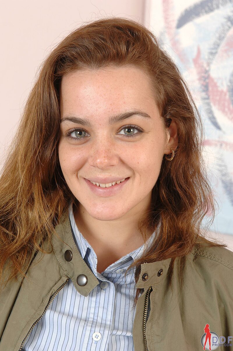 Эвелин, 18